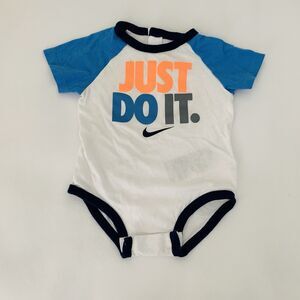 Nike Bodysuit Baby Boy 9 Months White Blue Just Do It Spellout Logo Swoosh Snap
